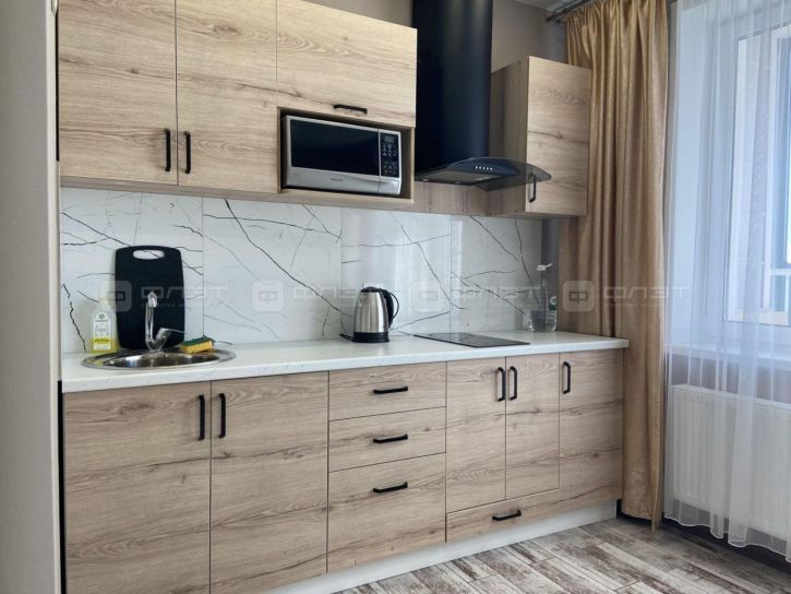1-комн квартира ул. Аделя Кутуя д.110 дк3