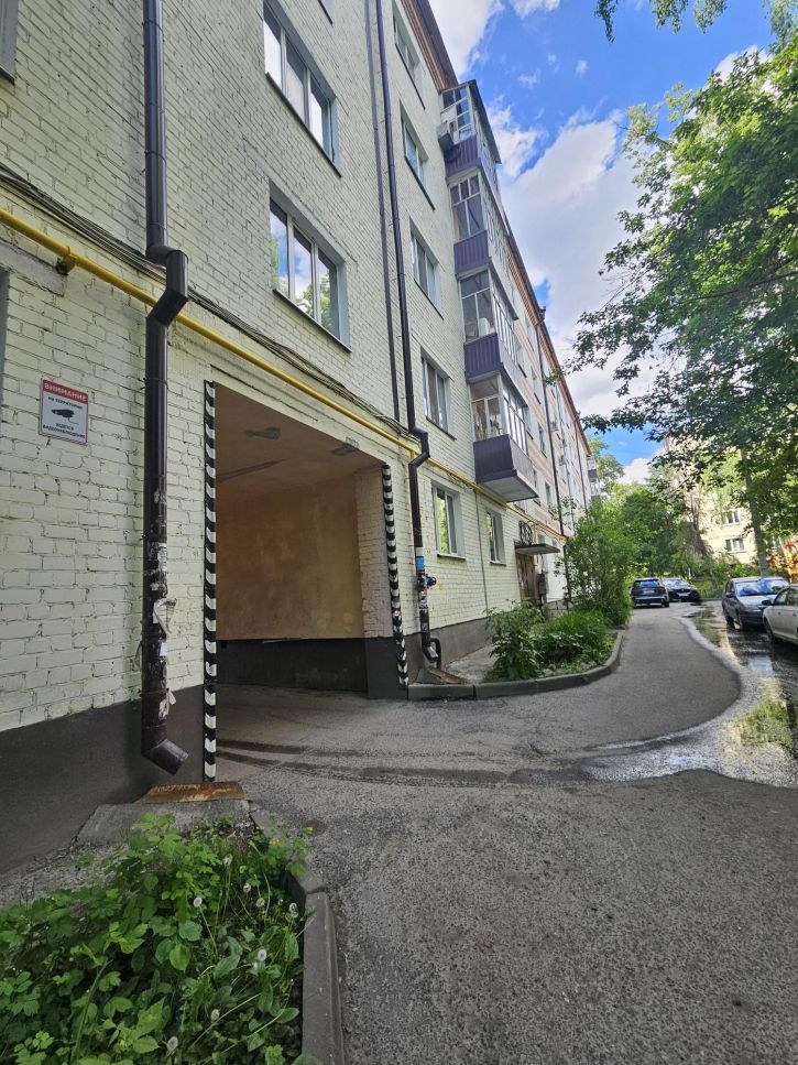 2-комн квартира Товарищеская  улица, д. 21