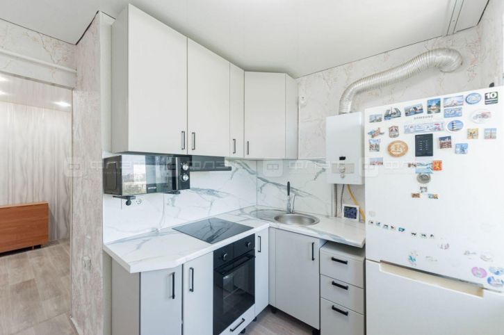 3-комн квартира ул. Революционная, дом 49