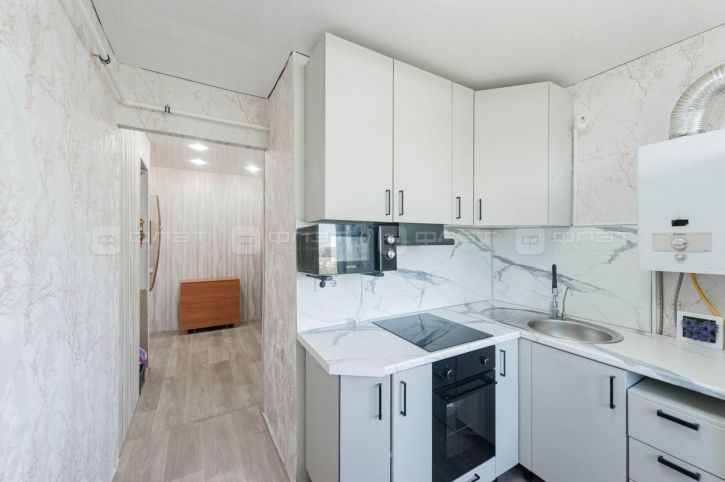 3-комн квартира ул. Революционная, дом 49
