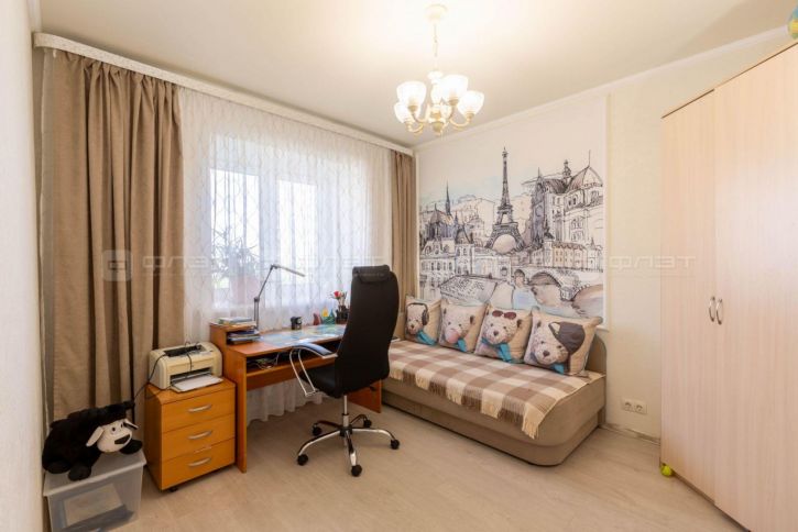 3-комн квартира ул. Ягодинская, дом 25