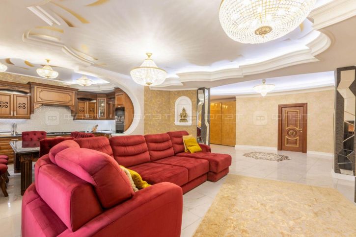 3-комн квартира ул. Габдуллы Кариева, дом 10