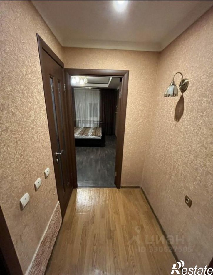 2-комн квартира улица Комиссара Габишева, 19А,  д. 19А