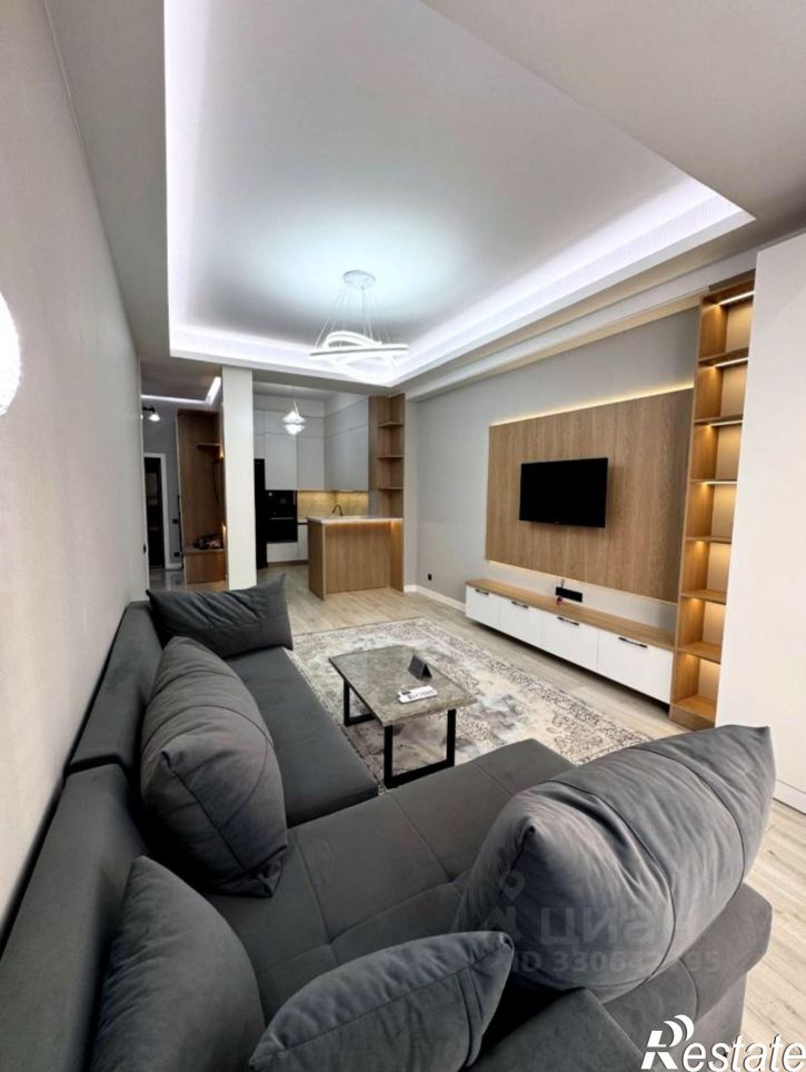 2-комн квартира улица Павлюхина, 110В,  д. 110В