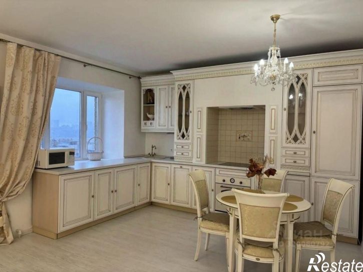 2-комн квартира ул Адоратского, 1,  д. 1