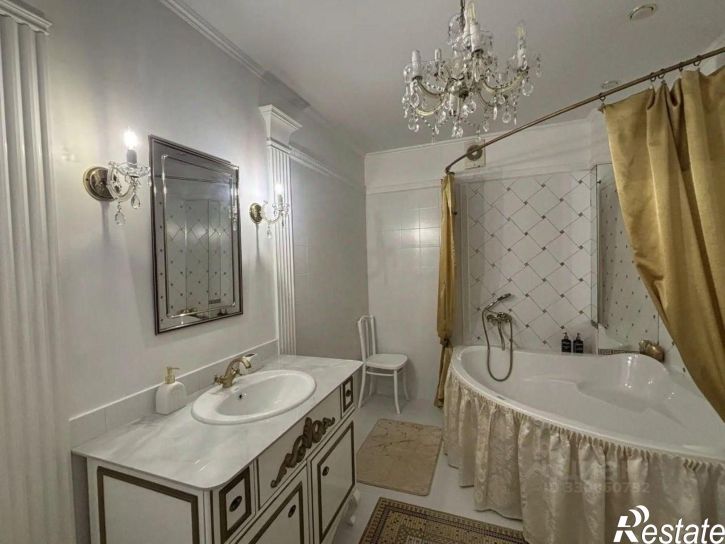 2-комн квартира ул Адоратского, 1,  д. 1
