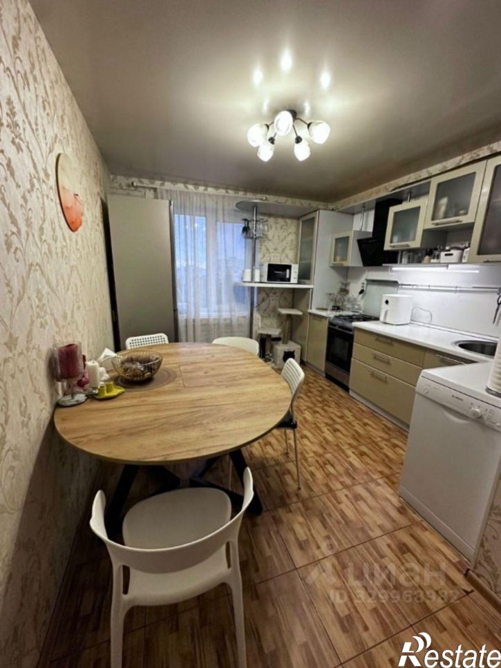 3-комн квартира улица Комиссара Габишева, 1,  д. 1