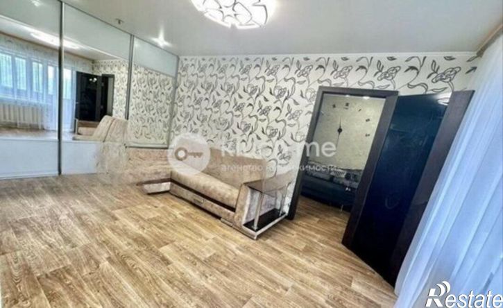 2-комн квартира ул Поперечно-Базарная, 1,  д. 1