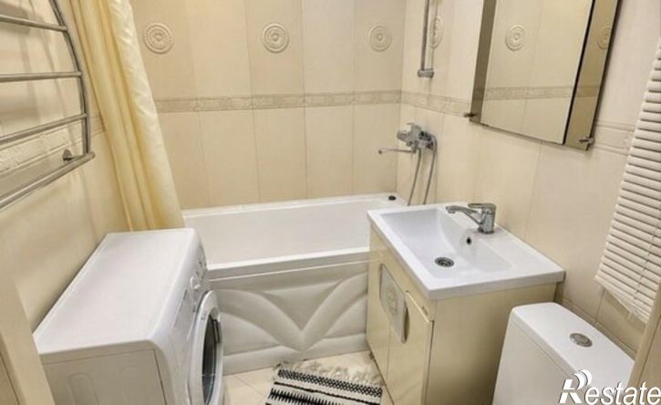 2-комн квартира Республика Татарстан (Татарстан), Казань, Поперечно-Базарная улица, 1