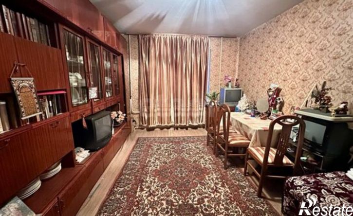 3-комн квартира улица Латышских Стрелков, 41,  д. 41