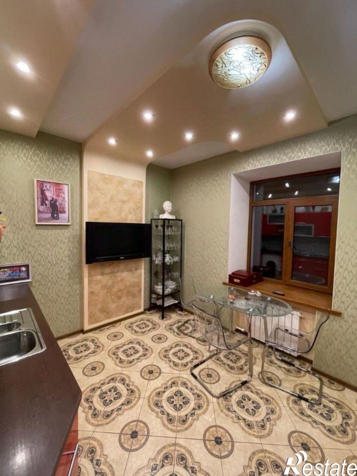 2-комн квартира улица Чехова, 6Б,  д. 6Б