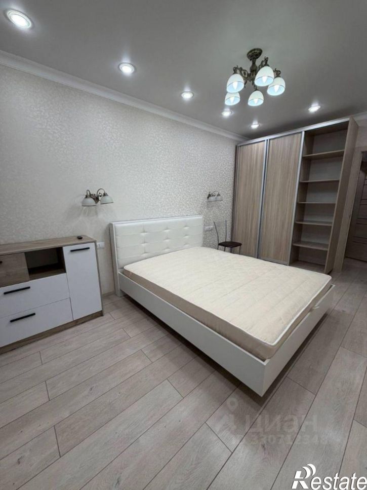 2-комн квартира ул Аделя Кутуя, 110Д 2,  д. 110Д 2,  к. 2