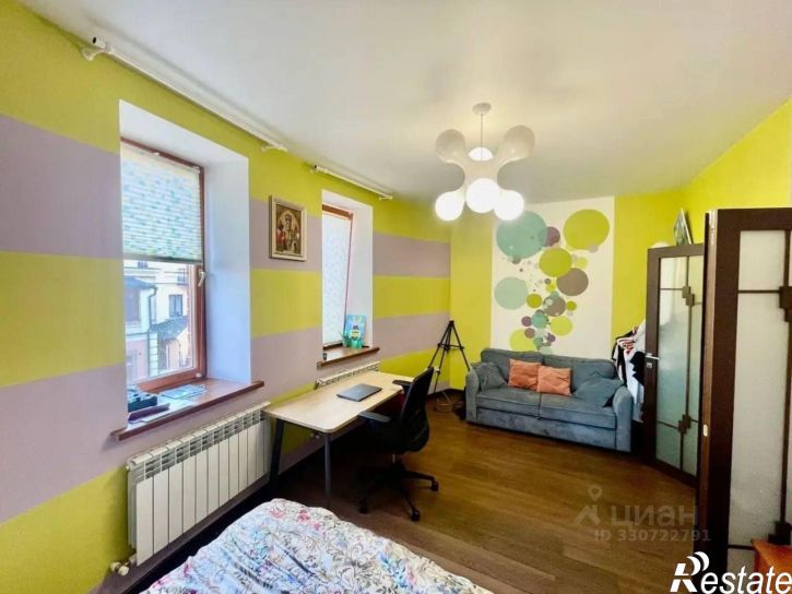 4-комн квартира улица Тельмана, 23,  д. 23