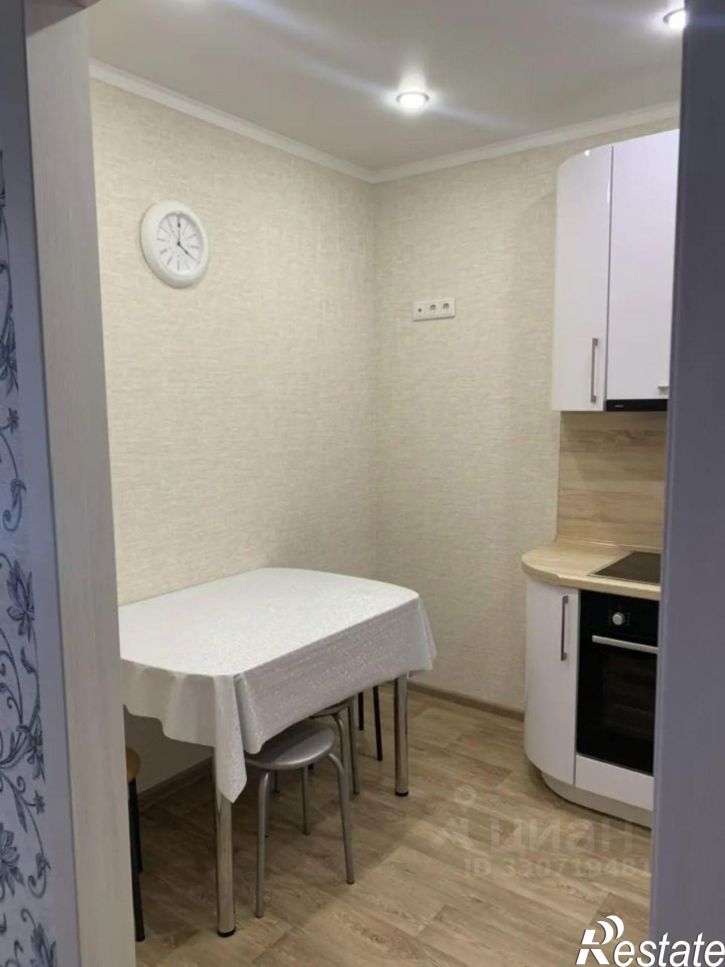 2-комн квартира ул Рауиса Гареева, 111 2,  д. 111 2,  к. 2