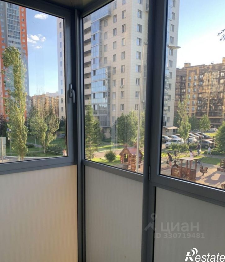 2-комн квартира ул Рауиса Гареева, 111 2,  д. 111 2,  к. 2