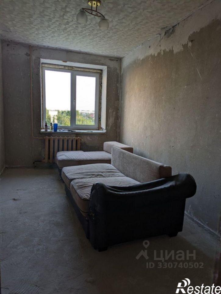 3-комн квартира улица Кутузова, 10,  д. 10