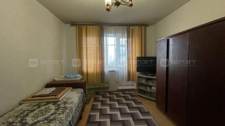 1-комн квартира ул. Адоратского д.32