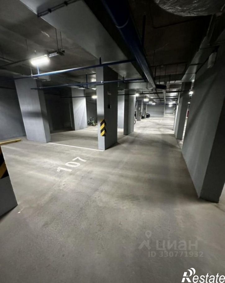 Гараж/парковка улица Габдуллы Кариева, 4А к2,  д. 4А к2
