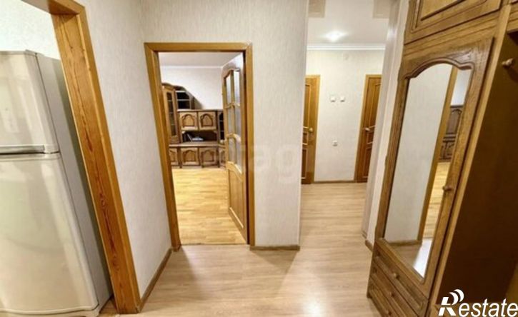 2-комн квартира ул Енисейская, 8,  д. 8