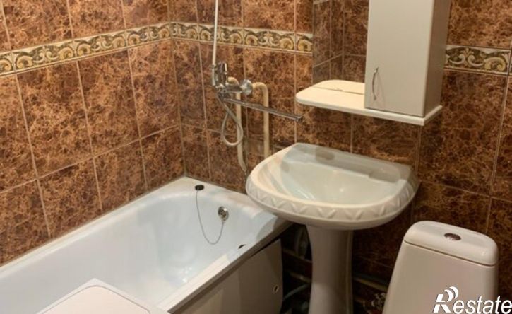 1-комн квартира пр-кт Победы, 122,  д. 122