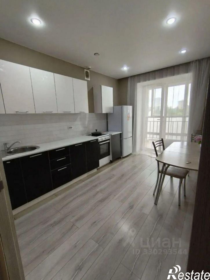 2-комн квартира ул Фикрята Табеева, 1,  д. 1