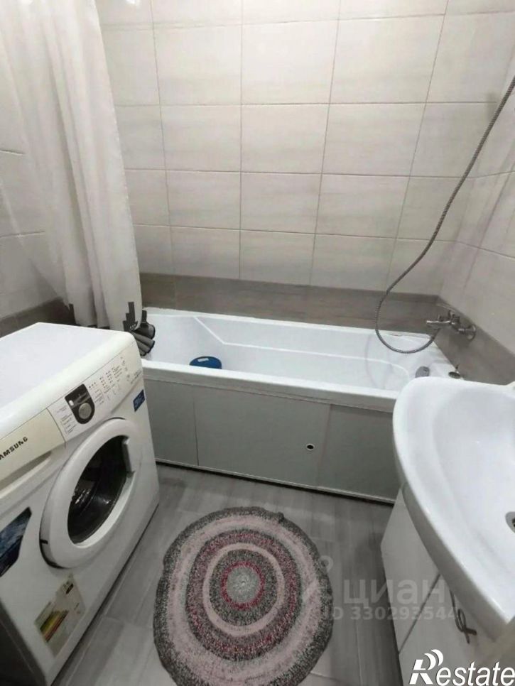 2-комн квартира ул Фикрята Табеева, 1,  д. 1