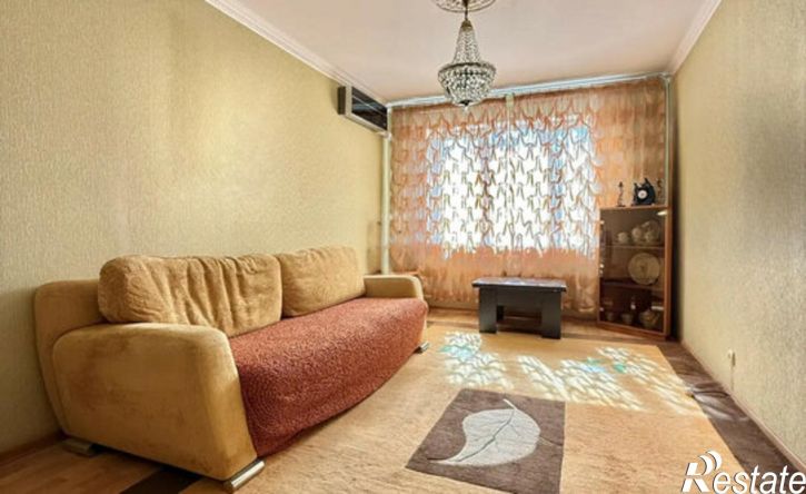 3-комн квартира ул Адоратского, 27,  д. 27