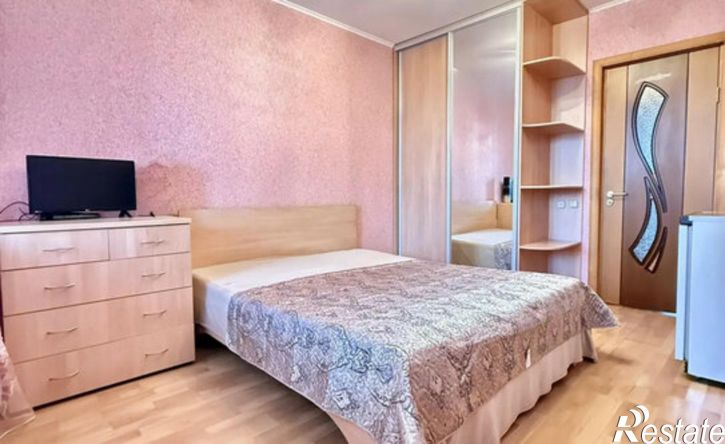 3-комн квартира ул Адоратского, 27,  д. 27