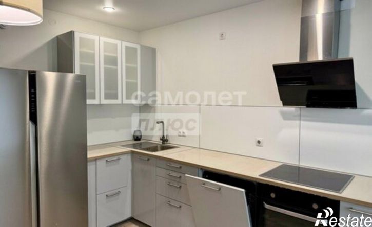 3-комн квартира улица Азата Аббасова, 23А,  д. 23А