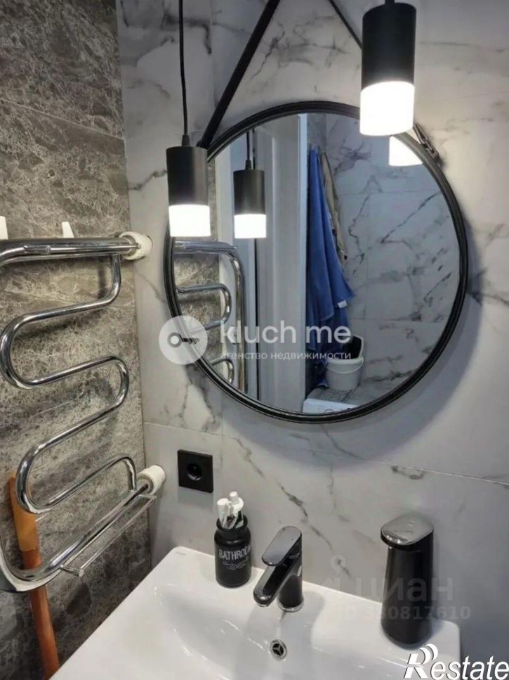 2-комн квартира улица Лейтенанта Красикова, 13,  д. 13