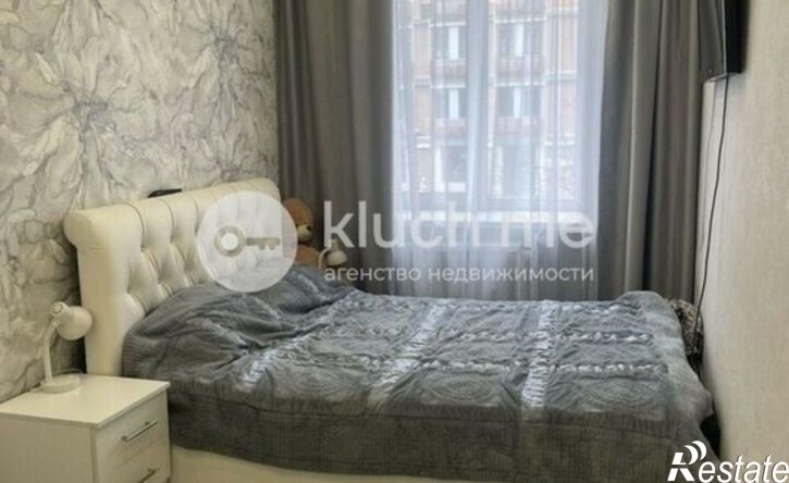 2-комн квартира ул Короленко, 113,  д. 113