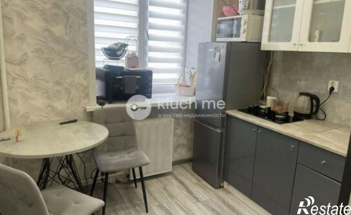 2-комн квартира ул Короленко, 113,  д. 113