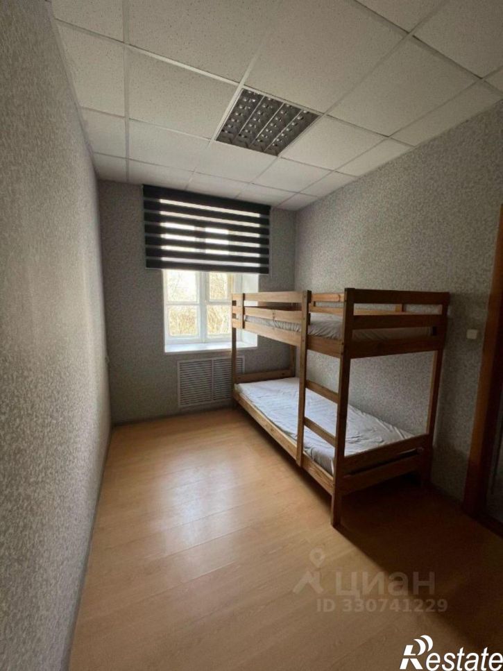 2-комн квартира улица Космонавтов, 17,  д. 17