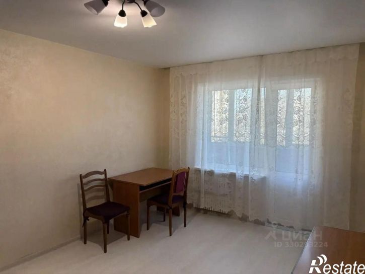 1-комн квартира проспект Победы, 100,  д. 100