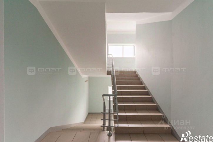 4-комн квартира улица Амирхана Еники, 17,  д. 17