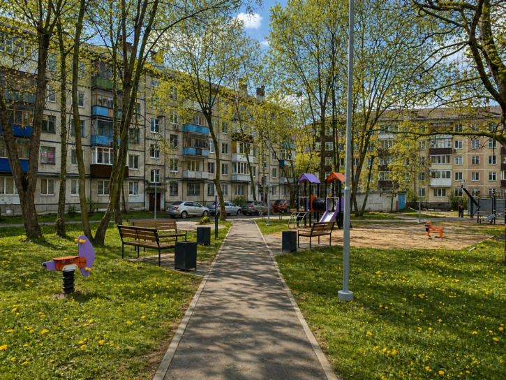 3-комн квартира ул. Шамиля Усманова, дом 19