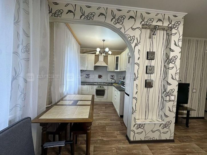 2-комн квартира ул. Поперечно-Базарная, дом 1