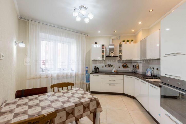 3-комн квартира ул. Ягодинская, дом 25