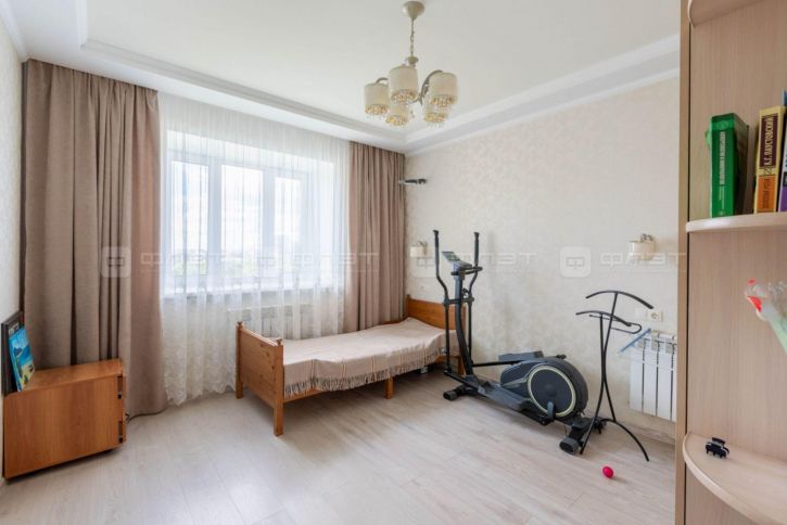 3-комн квартира ул. Ягодинская, дом 25