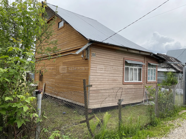 Коттедж/дом тер. СНТ Подлужный, дом 190