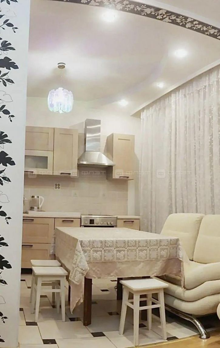 2-комн квартира ул. Соловецких Юнг, дом 1