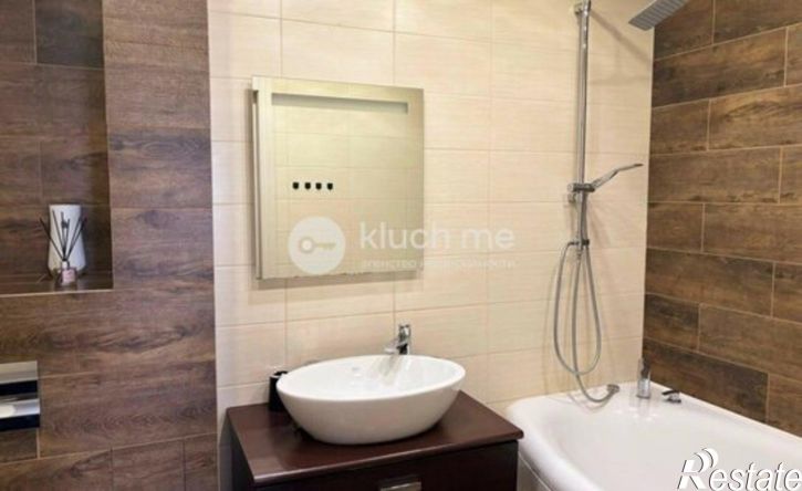 2-комн квартира пр-кт Универсиады, 16,  д. 16