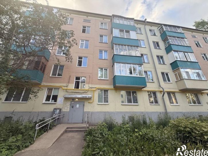 2-комн квартира улица Латышских Стрелков, 7,  д. 7