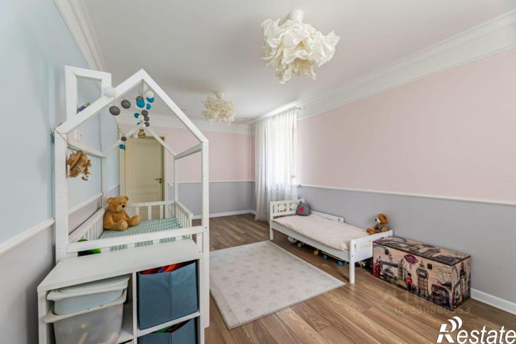 3-комн квартира ул Заслонова, 3,  д. 3
