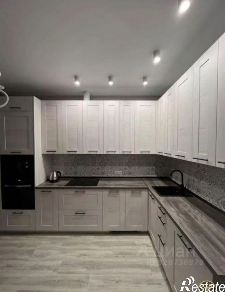 2-комн квартира проезд Юнуса Ахметзянова, 3А,  д. 3А