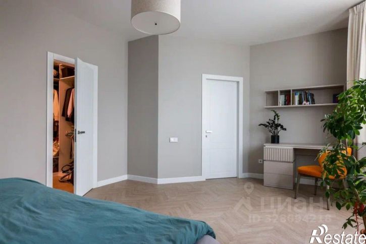 3-комн квартира ул Николая Ершова, 49Г,  д. 49Г