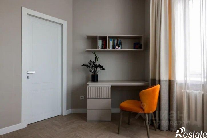 3-комн квартира ул Николая Ершова, 49Г,  д. 49Г