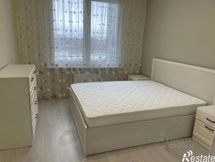 2-комн квартира улица Рашида Нежметдинова, 11 к3,  д. 11 к3