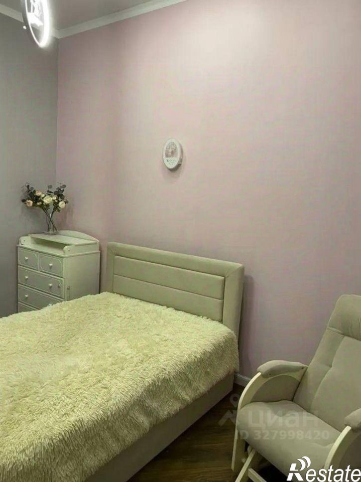 2-комн квартира улица Юлиуса Фучика, 14В,  д. 14В