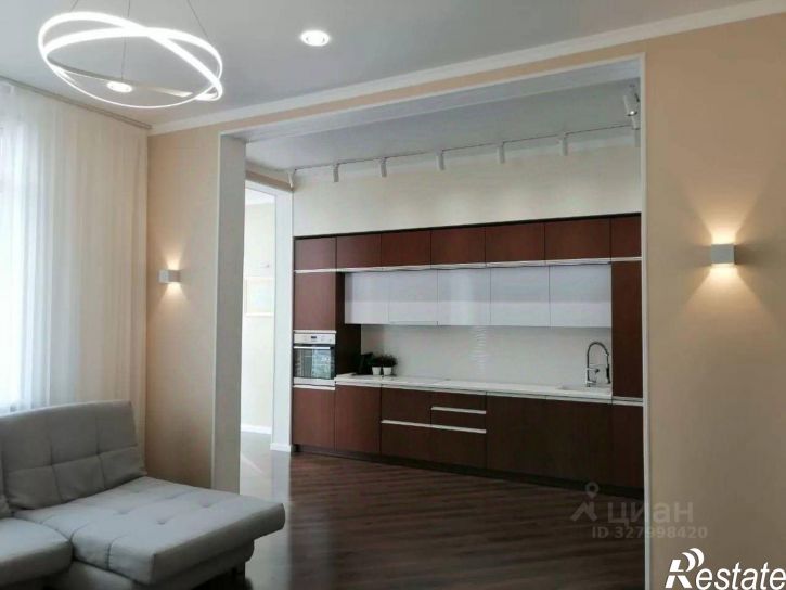 2-комн квартира улица Юлиуса Фучика, 14В,  д. 14В
